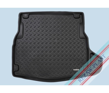 Стелка за багажник с гумено непързалящо покритие за MERCEDES C (W205) седан от 2013