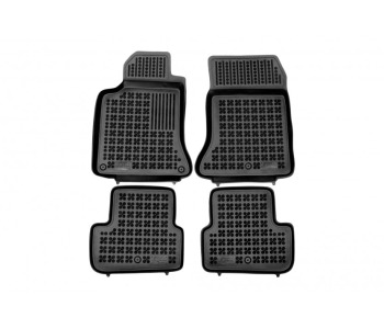 Гумени стелки черни 4-бр (1-ви и 2-ри ред седалки) за INFINITI Q30 от 2015
